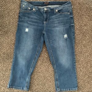 Seven 7 Luxe Capri Jeans